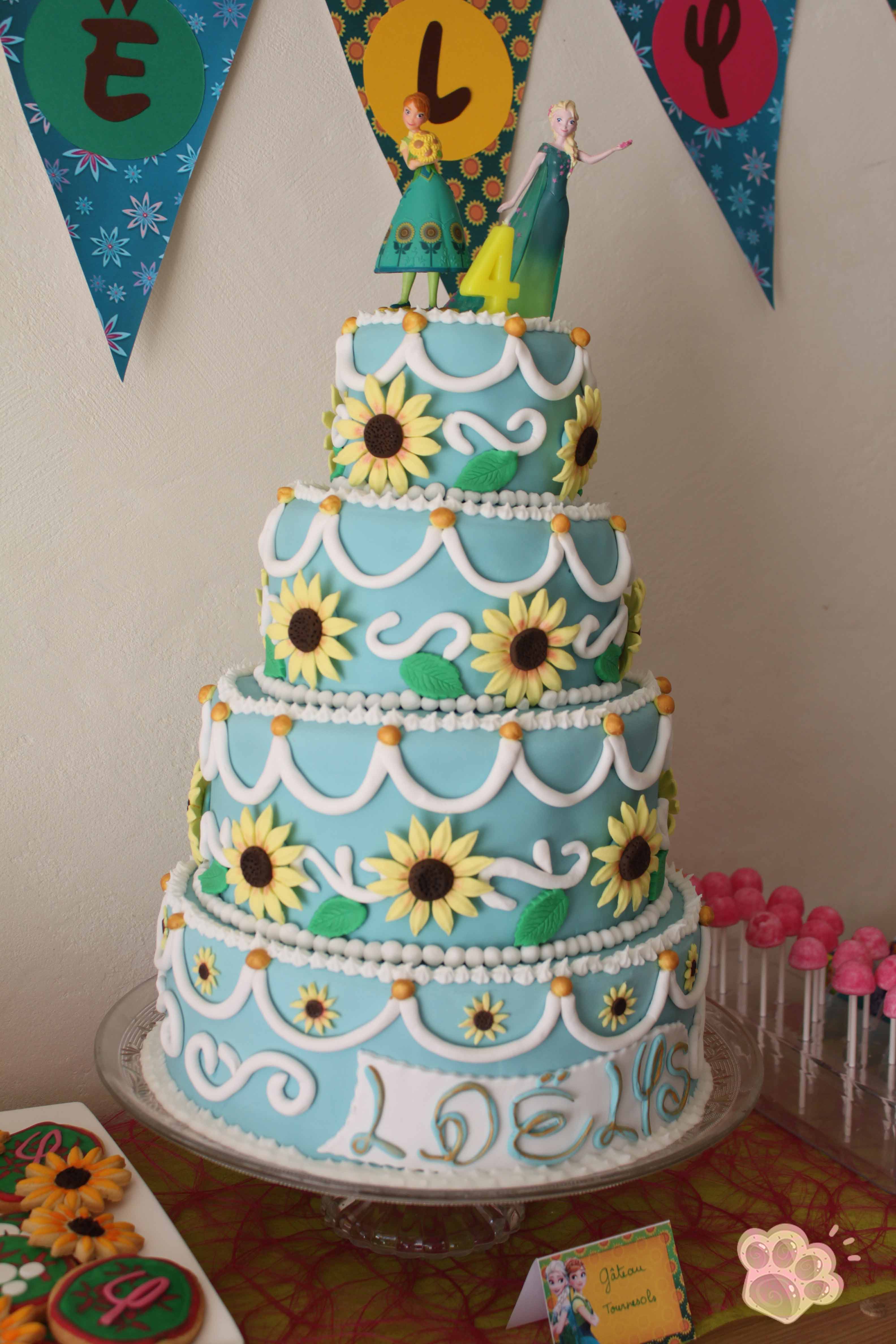 Un anniversaire Reine des Neiges "une fªte givrée" La p¢te d Amanda Jour J Décorations des cupcakes murales et mise en place de la sweet table