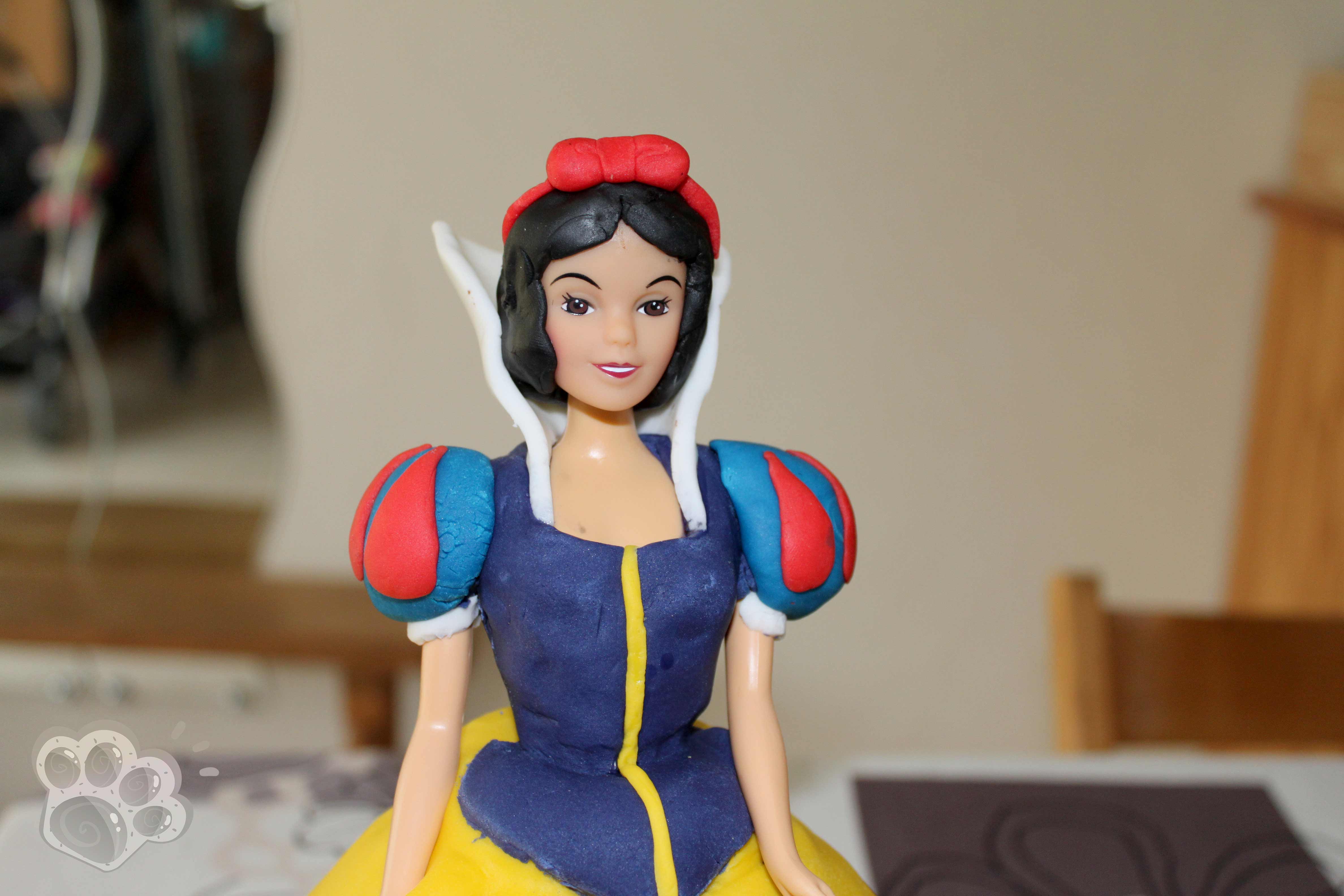 Gateau Poupee Blanche Neige La Pate D Amanda Gateau Poupee Blanche Neige La Pate D Amanda